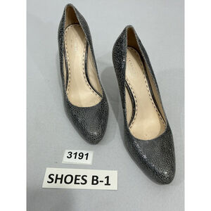 Womans Coach Adina Size 9.5 B Gray Cracked Leather Slip On Stiletto Pumps